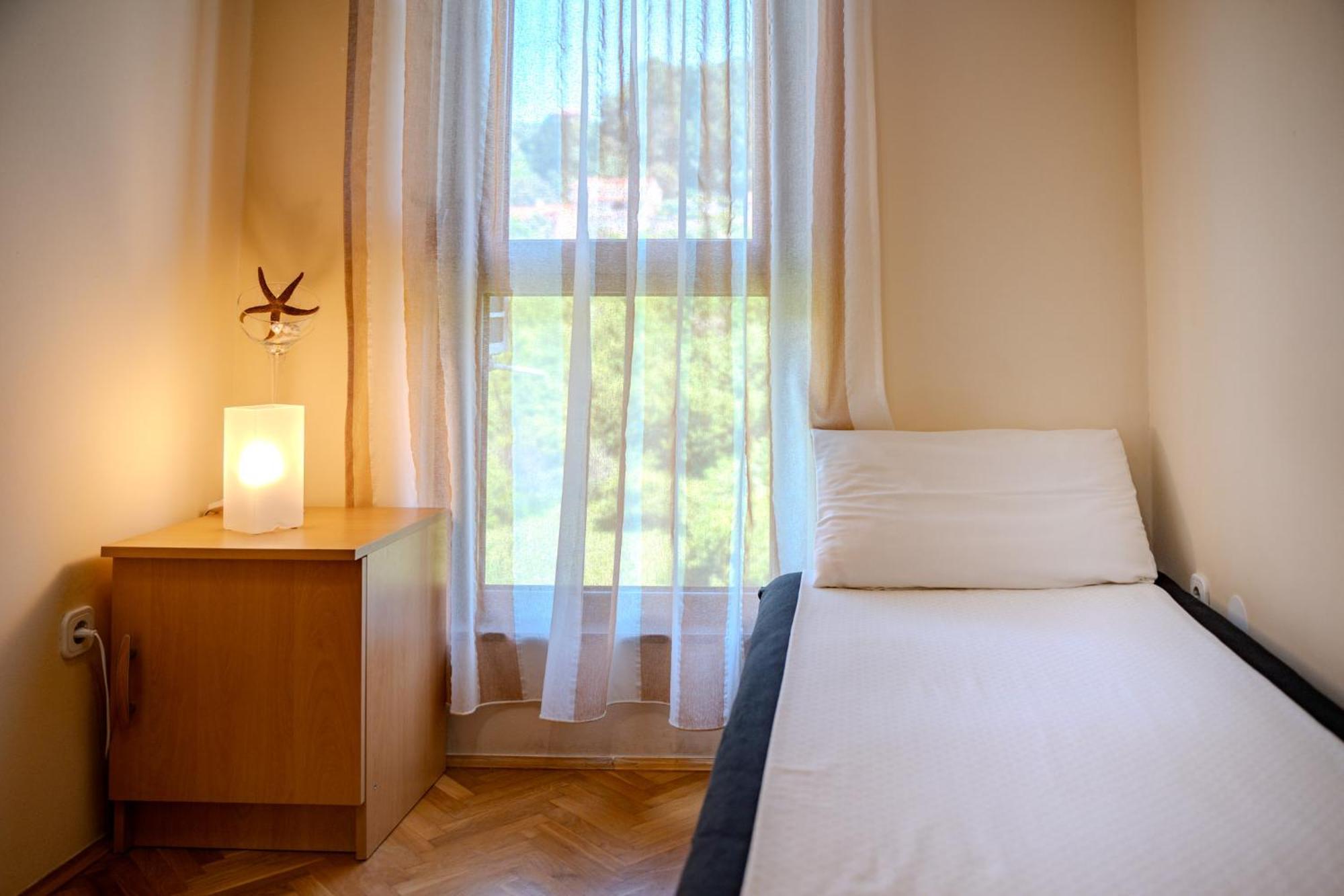 Apartamento Rab Centar Due Palit Exterior foto